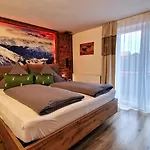 Eisenberg - Komfortables, Helles Mit Balkon Und Alpenblick Ruhig Gelegen In Mitte *