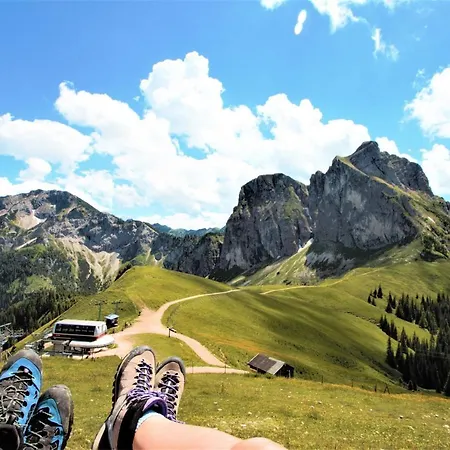 شقة Eisenberg - Komfortables, Helles Mit Balkon Und Alpenblick Ruhig Gelegen In Mitte