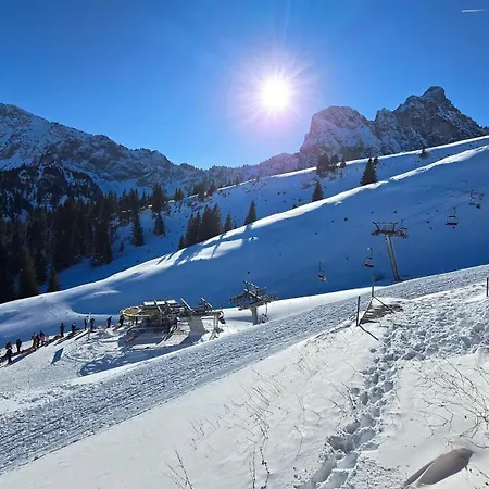 Eisenberg - Komfortables, Helles Mit Balkon Und Alpenblick Ruhig Gelegen In Mitte * Pfronten