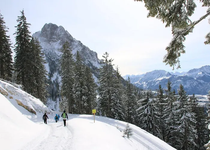 Eisenberg - Komfortables, Helles Mit Balkon Und Alpenblick Ruhig Gelegen In Mitte *